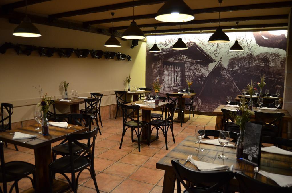 Hostal Ameztia Doneztebe Bagian luar foto
