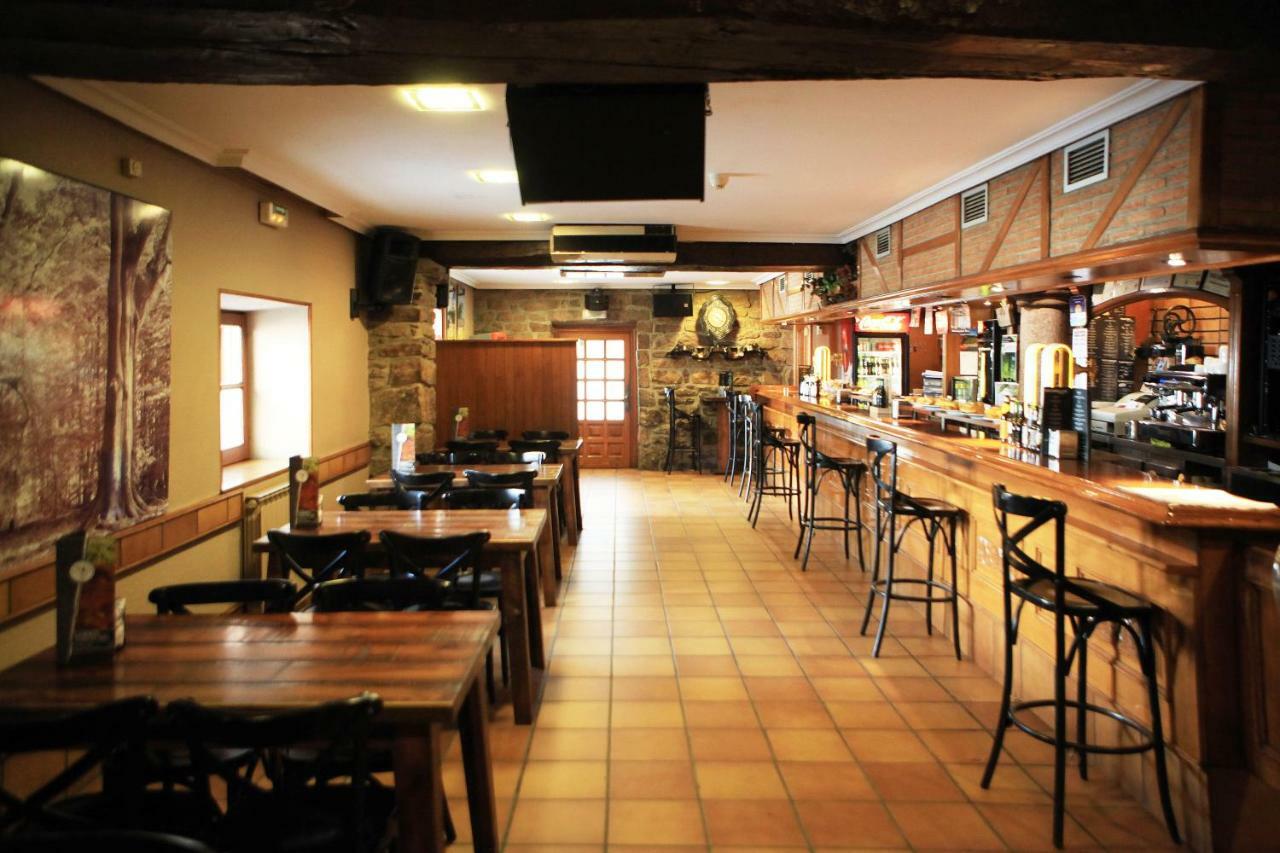 Hostal Ameztia Doneztebe Bagian luar foto