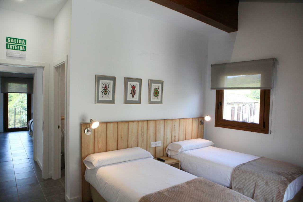 Hostal Ameztia Doneztebe Bagian luar foto