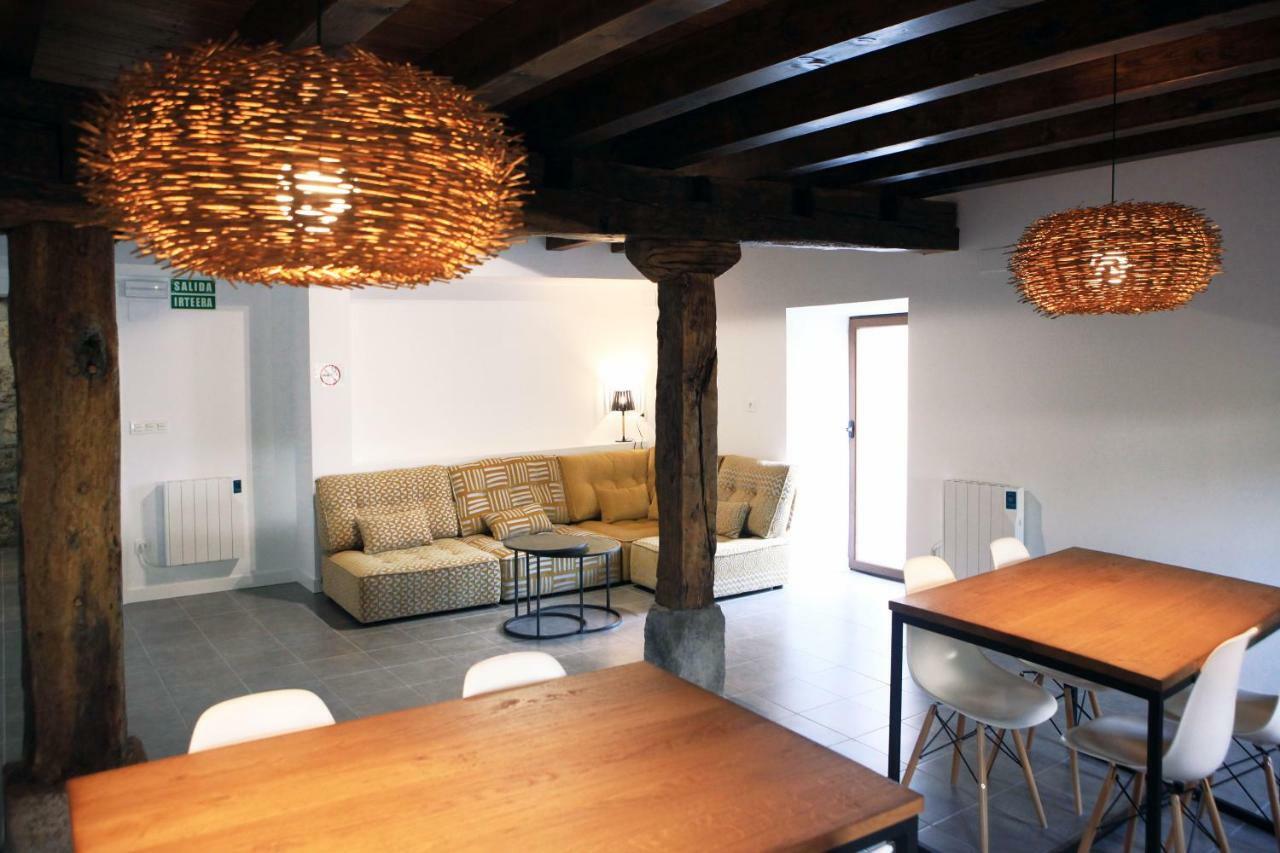 Hostal Ameztia Doneztebe Bagian luar foto